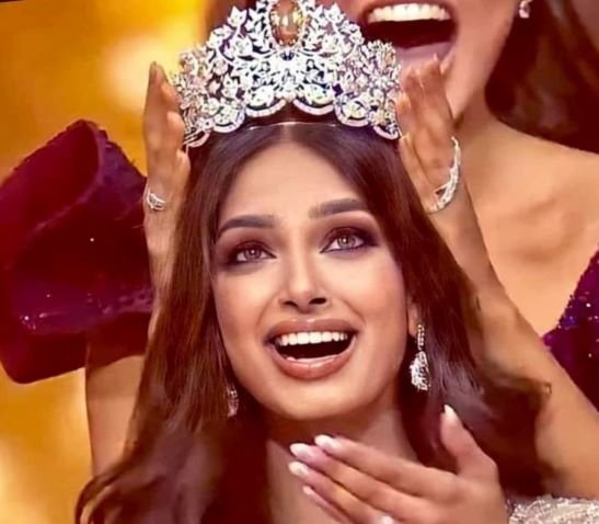 Fashion retailers and luxury amp up NFT after adopting the tech last year