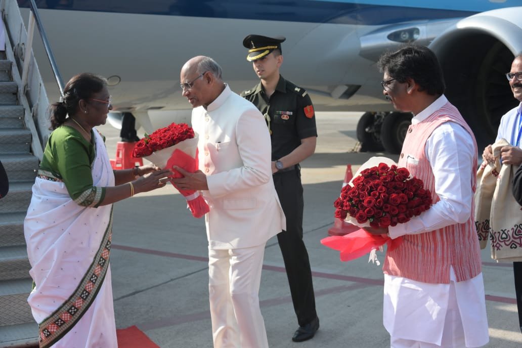 राष्ट्रपति द्रौपदी मुर्मू पहुंची रांची