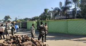 अपराधियों ने सीसीएल कर्मचारी के घर के पास की फायरिंग