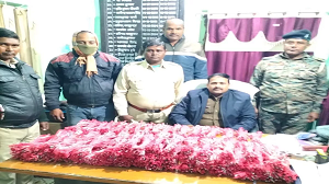 1900 पीस डिटोनेटर सहित पश्चिम बंगाल का युवक गिरफ्तार