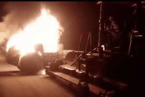 आरकेडी कंस्ट्रक्शन कंपनी के वाहनों को अपराधियों ने लगायी आग