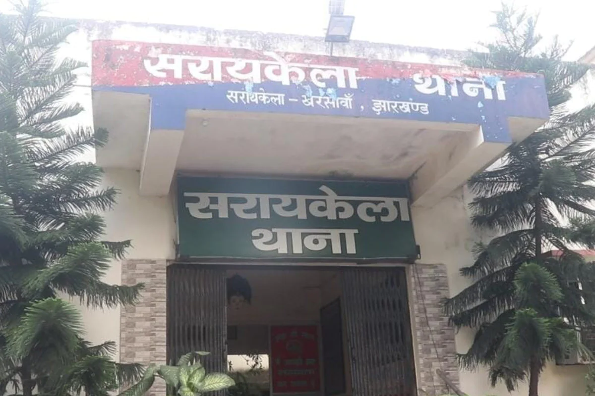 पुलिस लाइन के दूसरे तल्ले से कूदकर आरक्षी दुखा उरांव ने की आत्महत्या