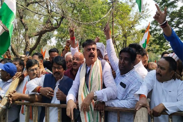 जेपीसी करे मोदी-अडानी के दोस्ती की जाँच,नहीं तो तब तक सड़क पर चलता रहेगा आंदोलन : कांग्रेस