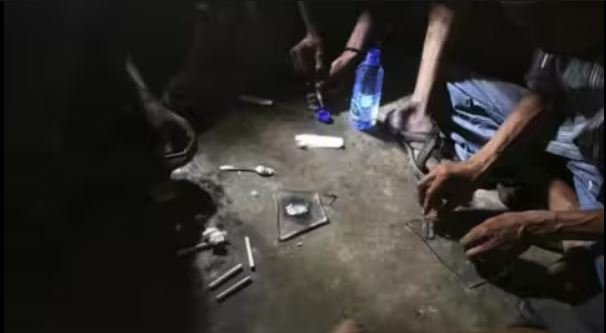 किराए के मकान में चल रहा था नशा कारोबार, 70 पुड़िया ब्राउन शुगर के साथ मां और बेटी गिरफ्तार