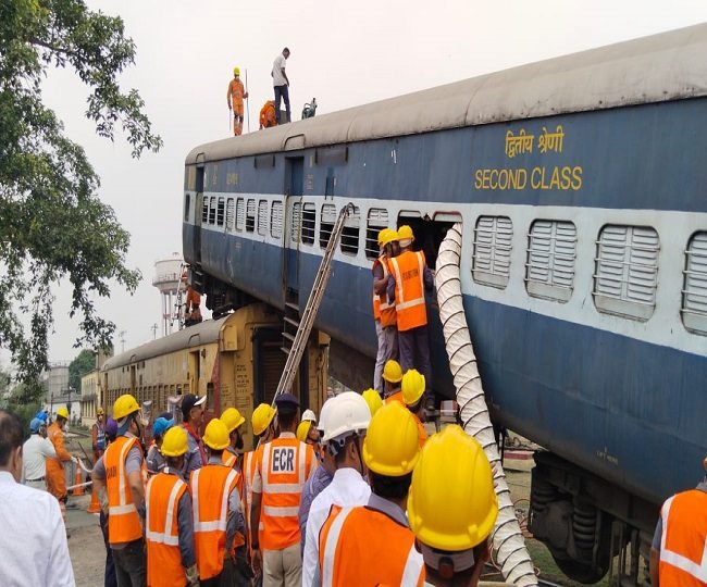 धनबाद-सिंदरी पैसेंजर डिरेल