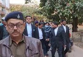 सरेंडर करने के बाद निलंबित IAS पूजा सिंघल गई जेल