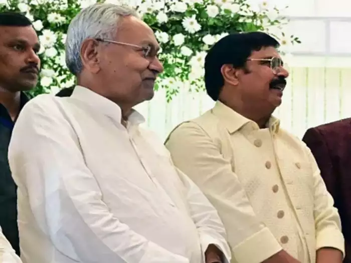 बाहुबली आनंद मोहन की रिहाई पर सुप्रीम कोर्ट का नीतीश सरकार को नोटिस