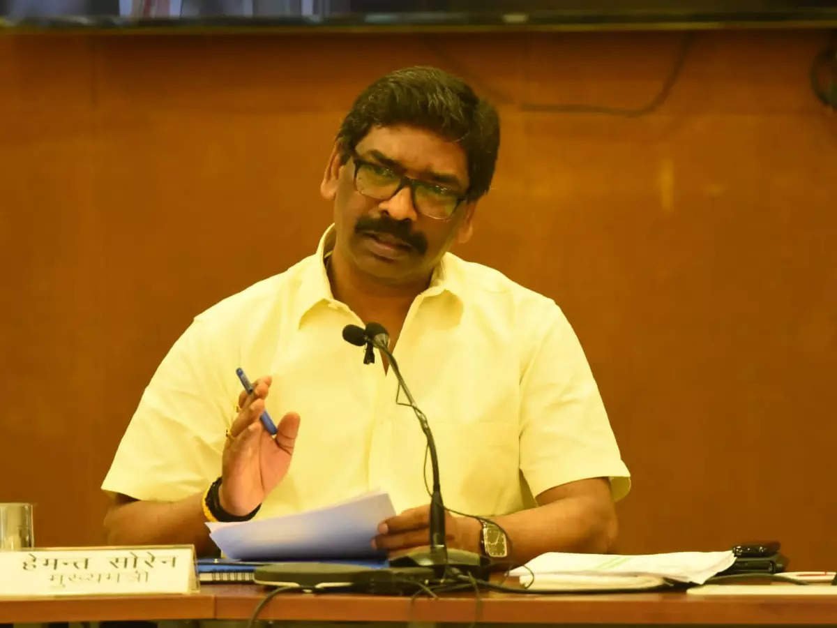 नियमावलियों से हटी झारखंड से मैट्रिक-इंटर की अनिवार्यता,50000 पदों पर नियुक्ति का रास्‍ता साफ