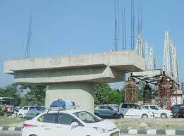 अफसरों की लापरवाही से 250 से ज्यादा पुलों का निर्माण लटका