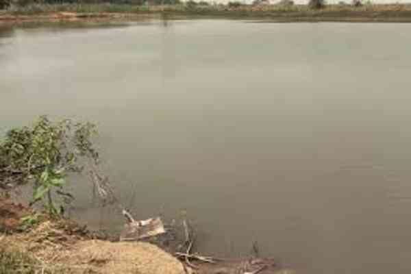 सारठ में लापता व्यक्ति का तालाब में तैरता हुआ मिला शव