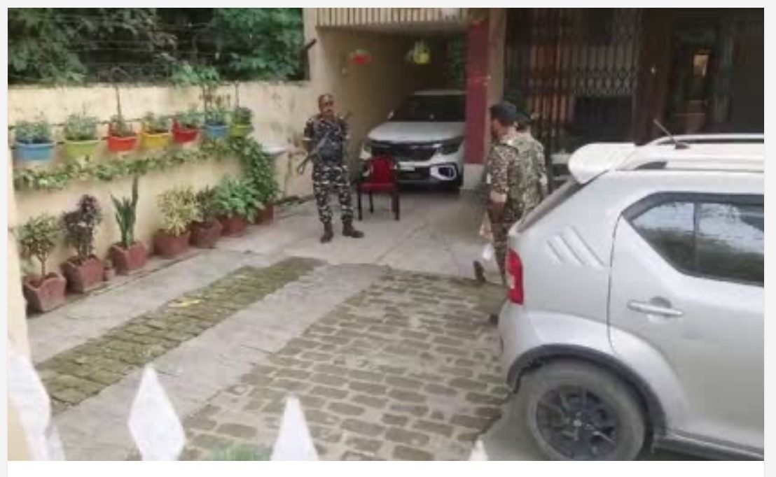 मंत्री मिथिलेश ठाकुर के भाई और आईएएस मनीष रंजन पर ईडी का छापा