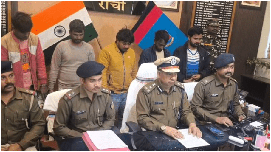 रांची में ज्वेलर्स दुकान में चोरी