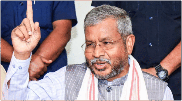 “पुलिस वसूली में व्यस्त, अपराधी बेलगाम” – बाबूलाल मरांडी