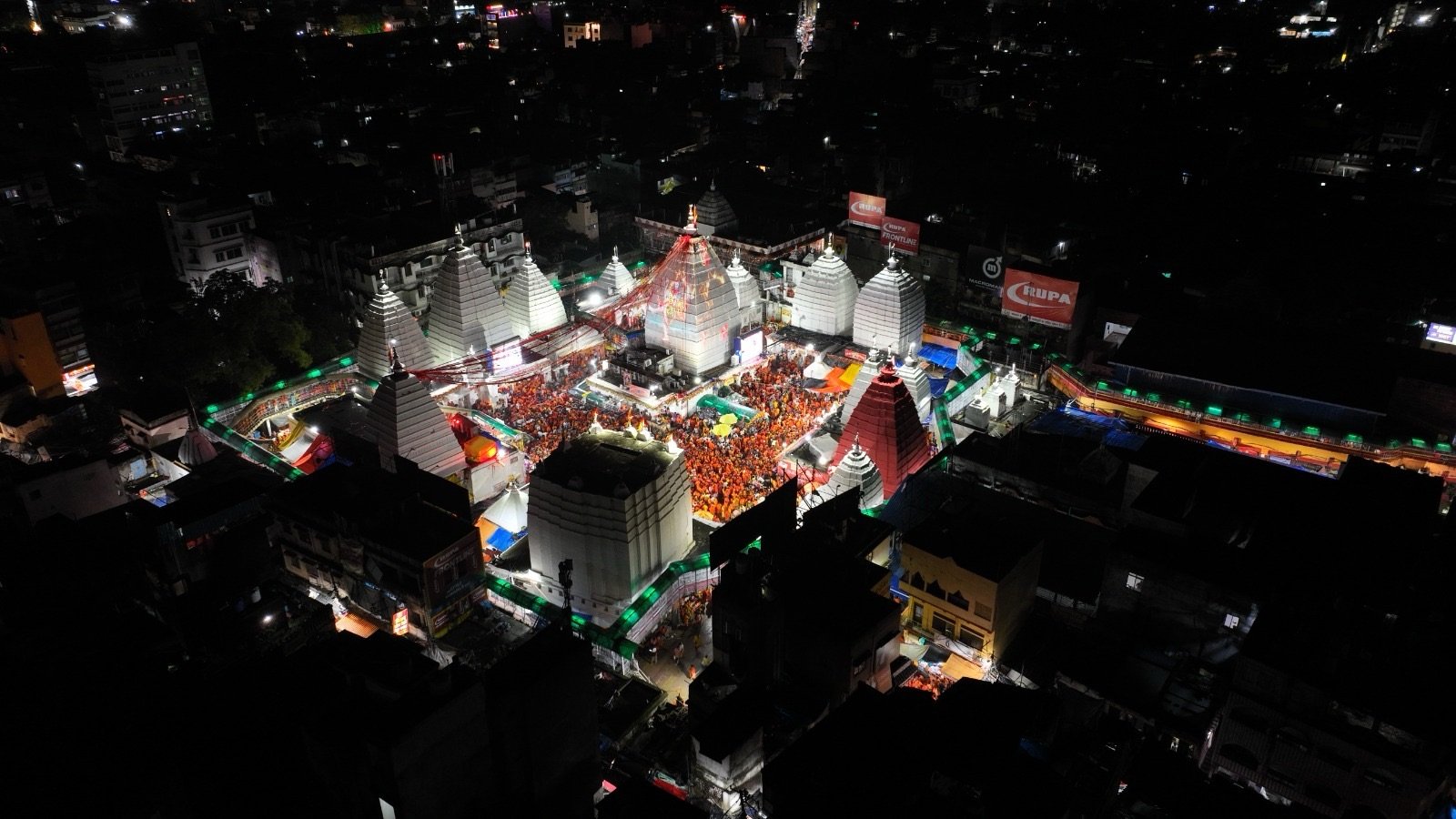 तस्वीरों में देखें बाबा बैद्यनाथ का अद्भुत दरबार…