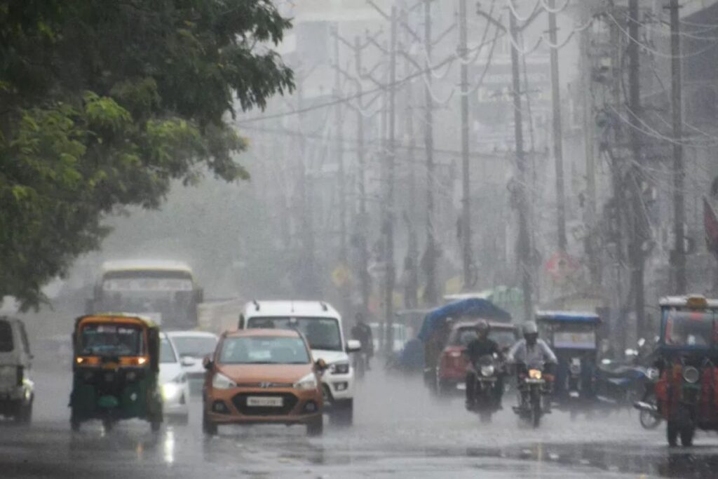 Bihar Weather Alert: बिहार में अगले 2 दिनों तक भयंकर बारिश की चेतावनी, IMD ने बताई ये वजह…