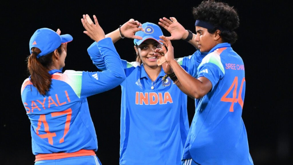 Ind W vs SL W: भारतीय टीम करेगी वर्ल्ड कप अभियान की शुरुआत, कब और कहां देखें लाइव स्ट्रीमिंग | Ind W vs SL W Indian team will start its World Cup campaign when and where to watch live streaming
