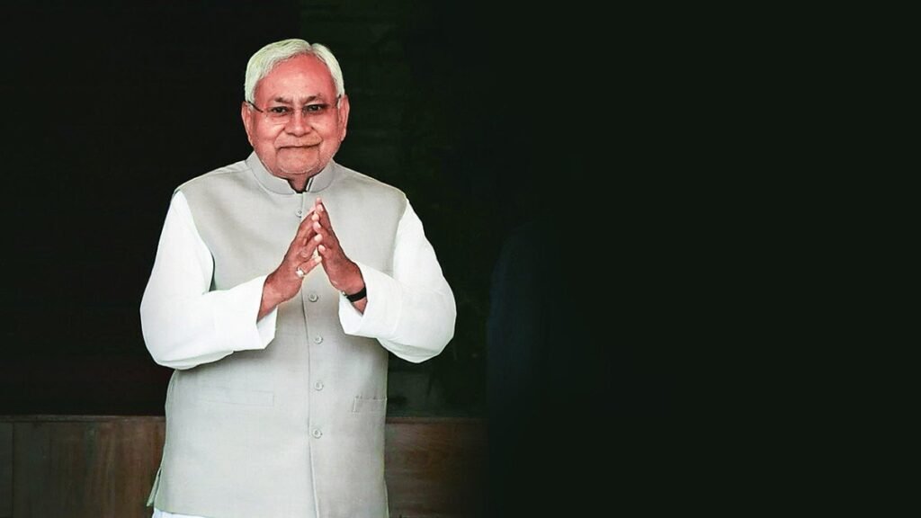 नीतीश सरकार ने विकास मित्रों का बढ़ाया भत्ता और टैबलेट खरीद को मिलेंगे 25000 रुपये