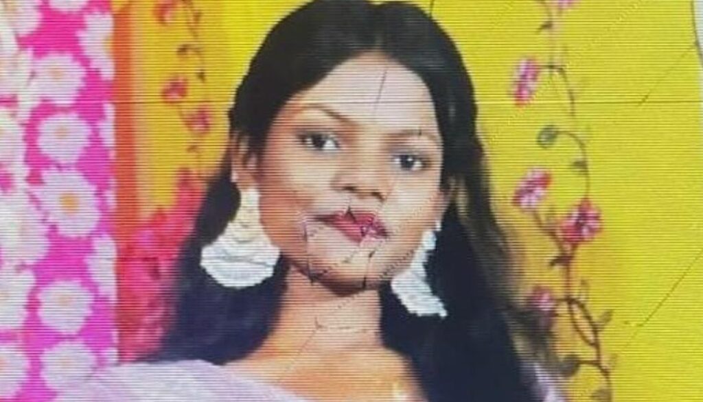 JAMSHEDPUR : चाकुलिया में नीलिमा महतो की आत्महत्या पर रिश्तेदार पर लगाया उकसाने का आरोप, नामजद प्राथमिकी