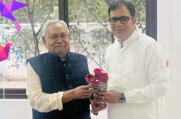 बिहार: चुनाव से पहले नीतीश कुमार को झटका, जेडीयू विधायक संजीव कुमार आज राजद में होंगे शामिल