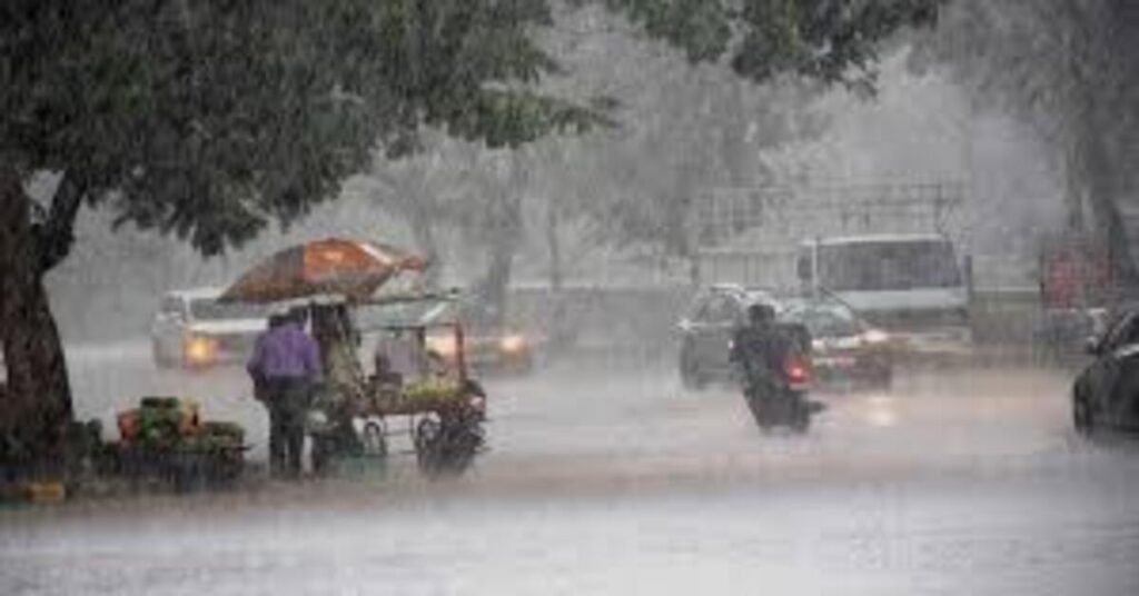 Jharkhand Aaj Ka Mausam : झारखंड में लगातार बारिश, येलो अलर्ट जारी, 5 अक्टूबर तक मौसम खराब रहने की चेतावनी : Jharkhand Weather Alert