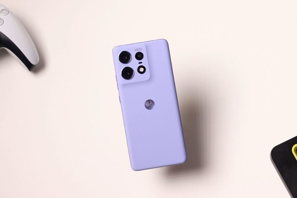 Motorola के दो धाकड़ फोन के दाम लुढ़के, मिलते हैं 50MP कैमरा और सॉलिड प्रोसेसर