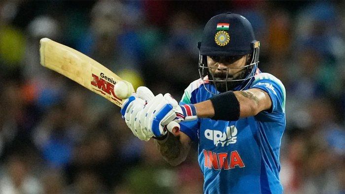 विराट कोहली पहले क्रिकेटर बनने की ओर बढ़ते हैं ऐतिहासिक रिकॉर्ड की ओर