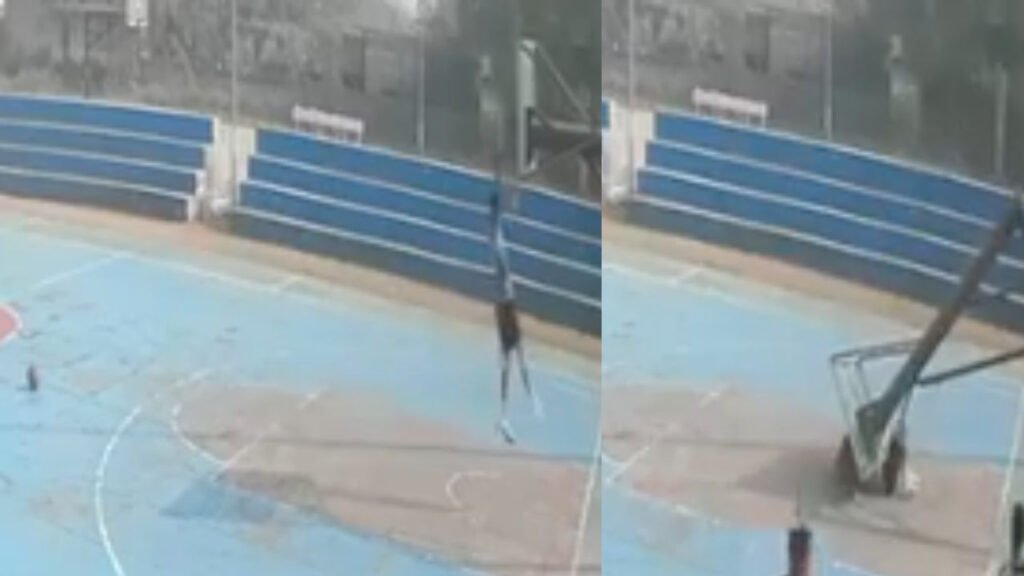 मैदान पर खेलते हुए खिलाड़ी की हुई दर्दनाक मौत, बास्केटबॉल पोल गिरने का CCTV आया सामने | basket ball player hardik rathi passes away pole falls while he playing
