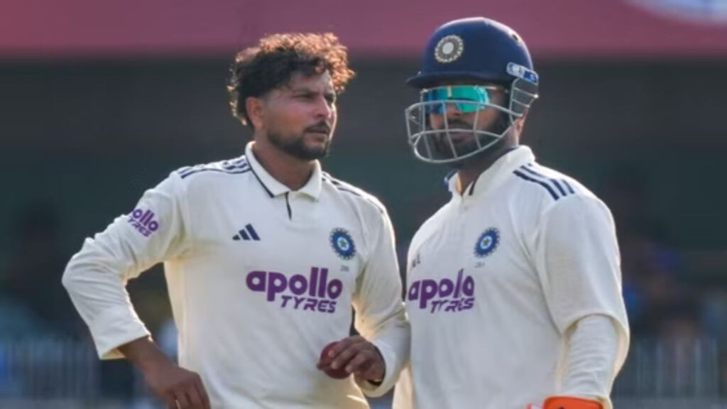 'घर पर खेल रहो हो क्या, मजाक बना रखा है टेस्ट क्रिकेट को...', वीडियो में देखें पंत ने कैसे लगाई कुलदीप यादव की क्लास | ind vs sa rishabh pant angry on kuldeep yadav in guwahati test