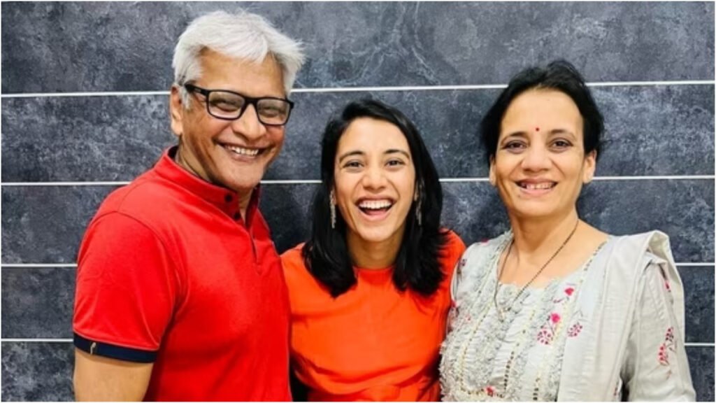 स्मृति मंधाना के पिता को अस्पताल से मिली छुट्टी, अब शादी को लेकर क्या बन रहा क्रिकेटर के घर का माहौल? | Smriti Mandhana father discharged From hospital heart Attack wedding postponement with Palash Muchhal