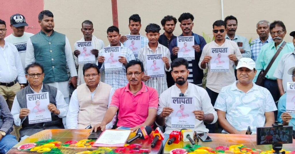 Jharkhand Minister Controversy : झारखंड सरकार के मंत्री दीपक बिरुवा को मंत्रिमंडल से हटाने की उठी मांग, जानिए ऐसा क्या हो गया : Deepak Birua