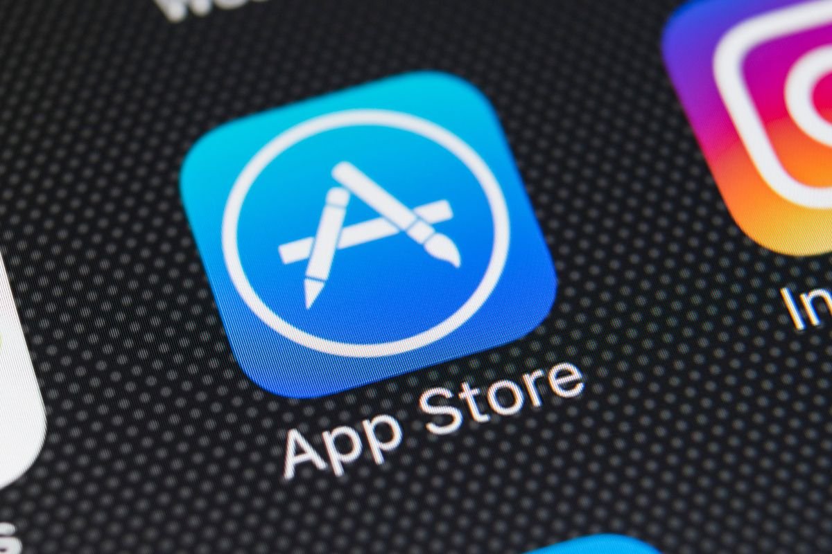 iPhone पर सबसे अधिक डाउनलोड हुए ऐप में नंबर 1 रहा, Google, TikTok और Threads पीछे रहे।