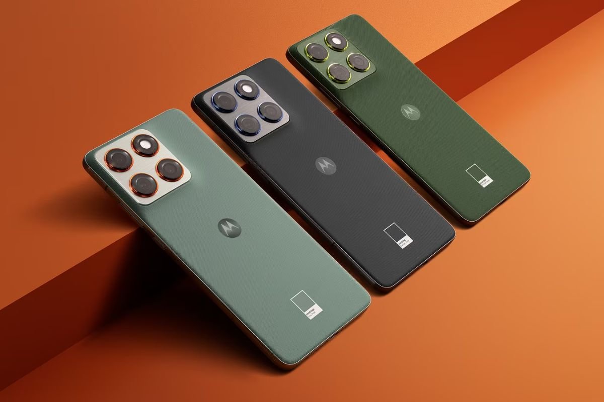 Motorola Edge 70 का अल्ट्रा-स्लिम डिजाइन के साथ लॉन्च, 50MP कैमरा दोनों तरफ।