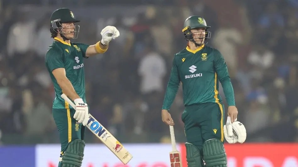 दक्षिण अफ्रीका ने भारत को 4 विकेट से हराकर श्रृंखला बराबर की