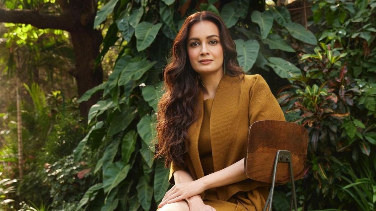 मां हिंदू, पिता क्रिश्चियन, फिर दीया मिर्जा क्यों लगाती हैं मुस्लिम सरनेम? जानें आज उनके बर्थडे पर इसका राज | Dia mirza birthday special actress personal life Story Behind Muslim Surname Family Background