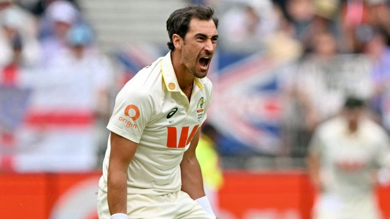 एशेज 2025: मिचेल स्टार्क बने पहले गेंदबाज जिन्होंने टेस्ट क्रिकेट में किया यह कारनामा