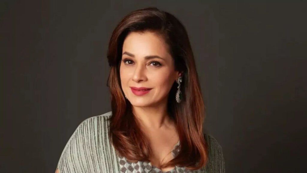 9 घंटे फ्लाइट का इंतजार और खाना खाने के बाद अचानक बेहोश हुई एक्ट्रेस, एयरलाइन पर फूटा नीलम का गुस्सा | Neelam Kothari Etihad Airways complaint