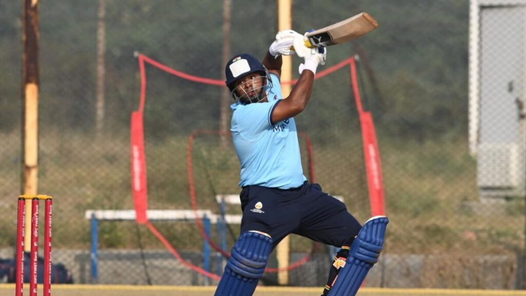 IPL 2026 ऑक्शन से पहले सरफराज खान ने बल्ले से मचाया बवाल, 18 गेंदों पर जड़ दी फिफ्टी | sarfaraz khan hits 18 balls half century in syed mushtaq ali trophy