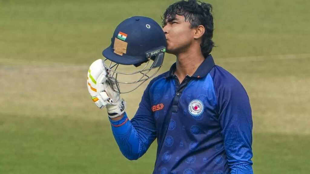 14 साल के वैभव सूर्यवंशी ने रचा इतिहास, विजय हजारे ट्रॉफी में ठोका तूफानी शतक, तोड़ा यूसुफ पठान का रिकॉर्ड | Vaibhav Suryavanshi created history in the Vijay Hazare Trophy scoring second fastest century