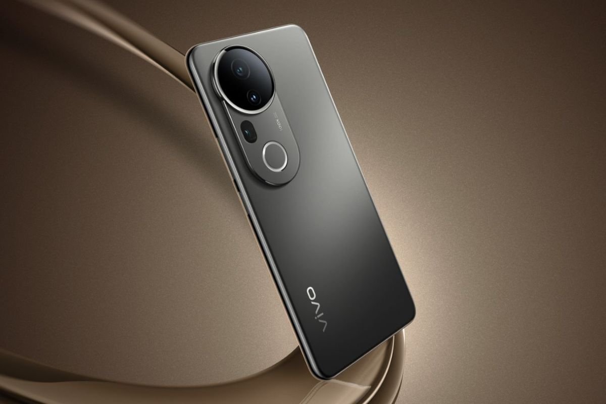 फ्लिपकार्ट के Buy Buy Sale में Vivo T4 Ultra 5G की कीमतें घटी, बेहतरीन कैमरा स्मार्टफोन खरीदें