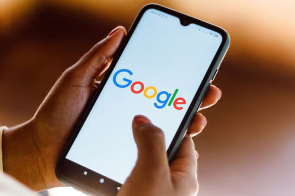 क्या Google आपके स्मार्टफोन से चुपचाप इकट्ठा कर रहा डेटा? इस तरीके से लगा सकते हैं पता
