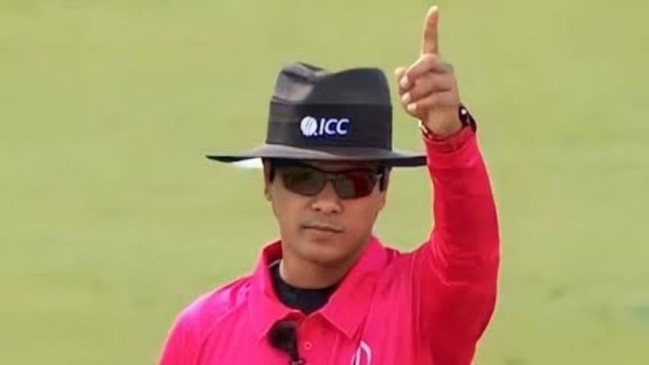 वडोदरा वनडे में बांग्लादेशी अंपायर शरफुद्दौला का विवादास्पद प्रदर्शन