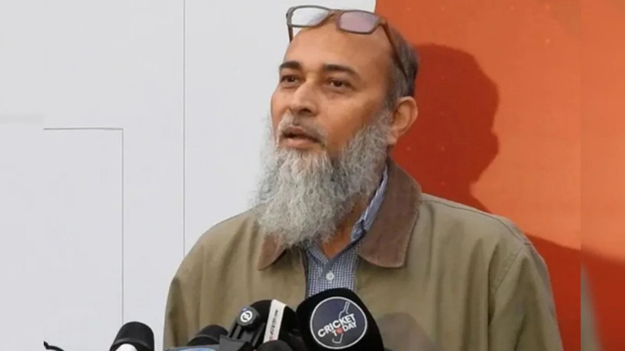 भारत-बांग्लादेश क्रिकेट बोर्ड में विवाद, नजमुल इस्लाम CFO पद से हटाए गए