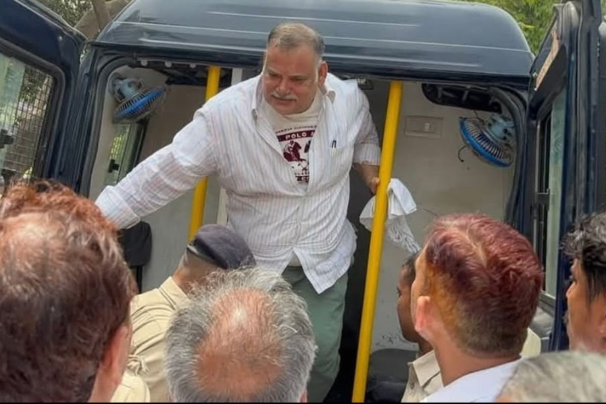 पूर्व विधायक मुन्ना शुक्ला की स्वास्थ्य स्थिति में गिरावट, भागलपुर से पटना में भर्ती