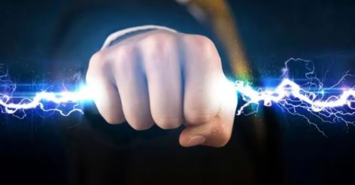 घाटशिला ROB हादसा: आरओबी की मापी में करंट लगने से झुलस गया डंपर चालक, जानें आगे क्या हुआ।