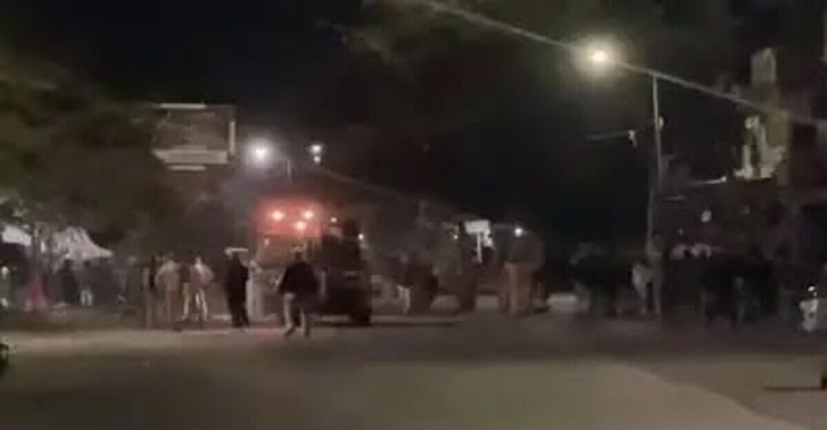 हजारीबाग: केरेडारी में सरस्वती विसर्जन जुलूस में बवाल, झड़प और पत्थरबाजी, पुलिस तैनात