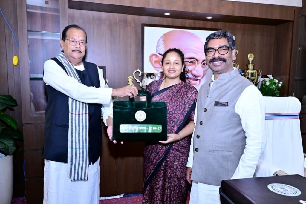 Jharkhand Budget 2026-27: 1.28 लाख करोड़ का बजट पेश, चतरा में डॉ.भीमराव यूनिवर्सिटी का ऐलान