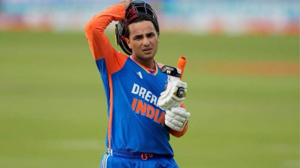 T20 World Cup 2026: अभिषेक शर्मा को लेकर आई बुरी खबर, क्या पाकिस्तान के खिलाफ भी नहीं खेल पाएगा 'धुरंधर ओपनर'? | T20 World cup 2026 Abhishek Sharma will not play against Pakistan due to illness IND vs PAK