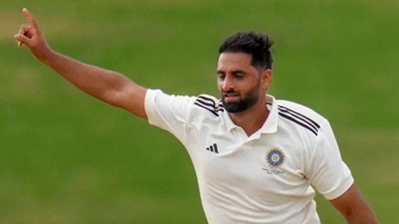 रणजी ट्रॉफी फाइनल: आकिब नबी की बेहतरीन गेंदबाजी ने केएल राहुल को किया आउट