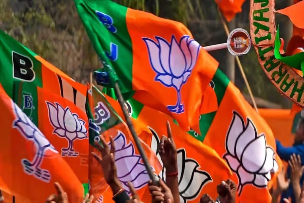 निकाय चुनाव के दौरान बागी हुए नेताओं पर बीजेपी सख्त, 20 को शो-कॉज देने की तैयारी