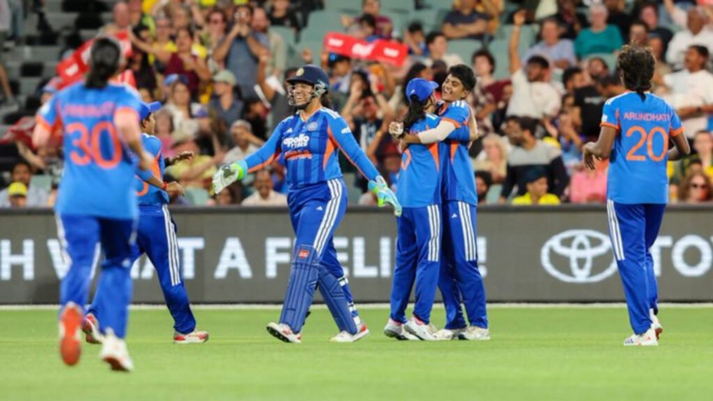 IND W vs AUS W: कंगारूओं का घमंड फिर हुआ चकनाचूर, भारत की शेरनियों ने ऑस्ट्रेलिया की धरती पर रचा इतिहास | India beat Australia Smriti Mandhana Harmanpreet Kaur